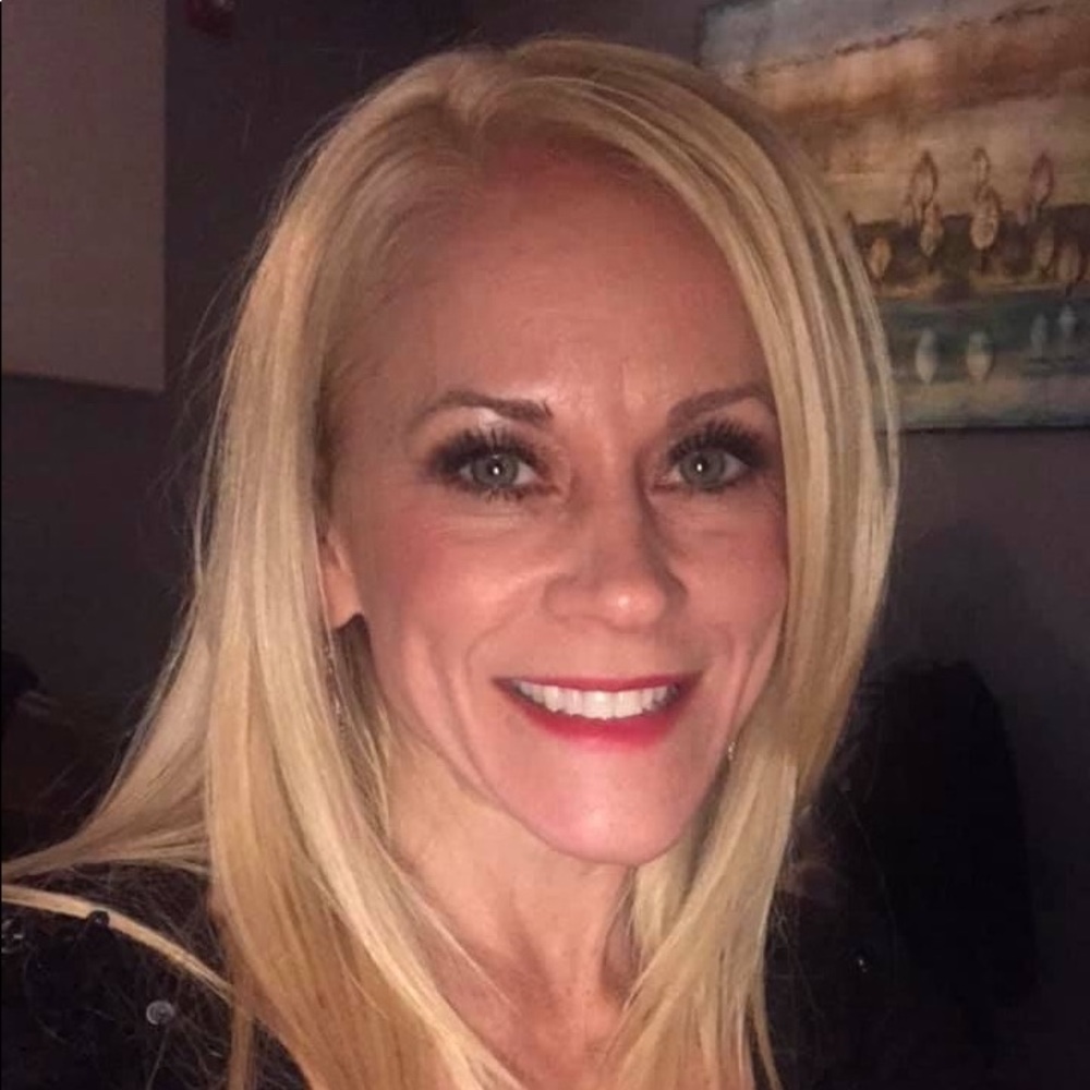 Meet your Posher, Jenn